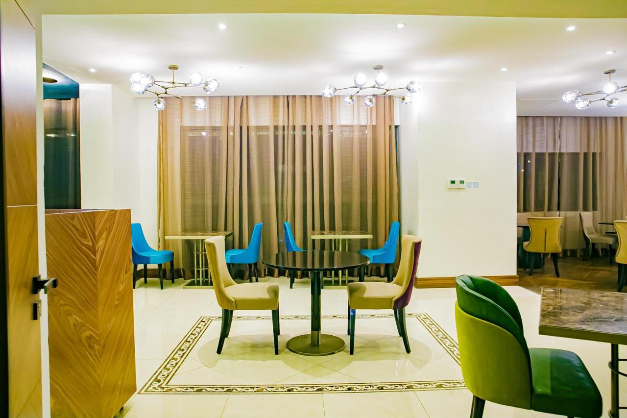 Royal Residences By Design Union Aliayabiagba Exterior photo